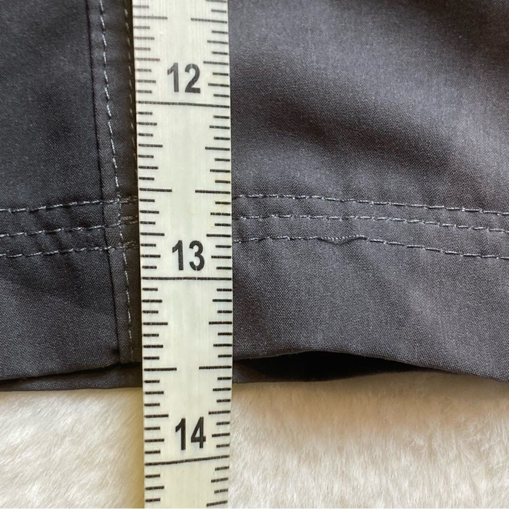 Altura Gray Tone Geo Design Shorts Size Medium - Picture 13 of 13